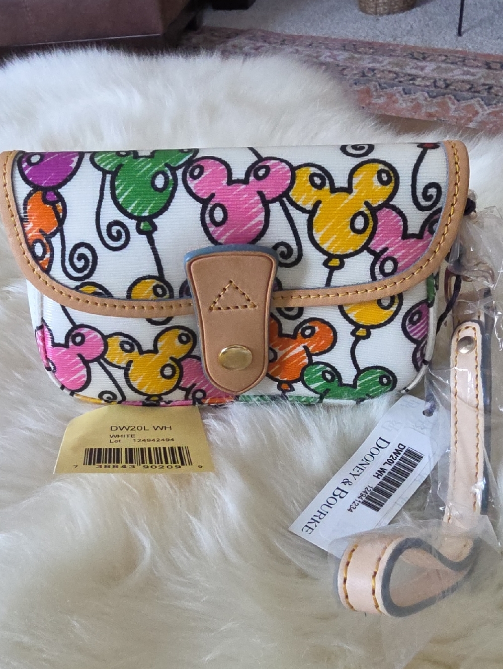 Adorable NWT Dooney & Bourke Disney Parks Mickey Balloons Flap Wallet 🩷🎈🐭💙🎁